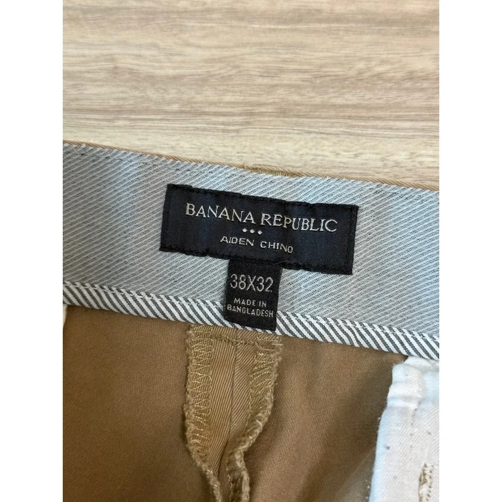 Banana Republic Men Aiden Chino 37x28 Khaki Tan Slim Stretch Cotton Preppy Offic